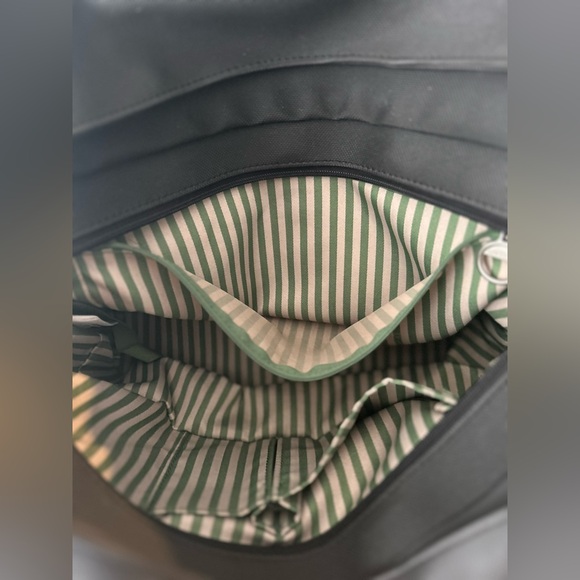 Sturdy Lacoste shoulder bag / tote - Picture 5 of 16